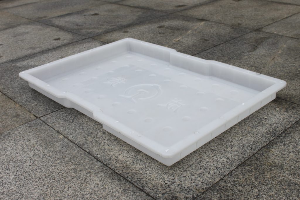 提高水泥襯砌蓋板塑料模具質量的緣由？